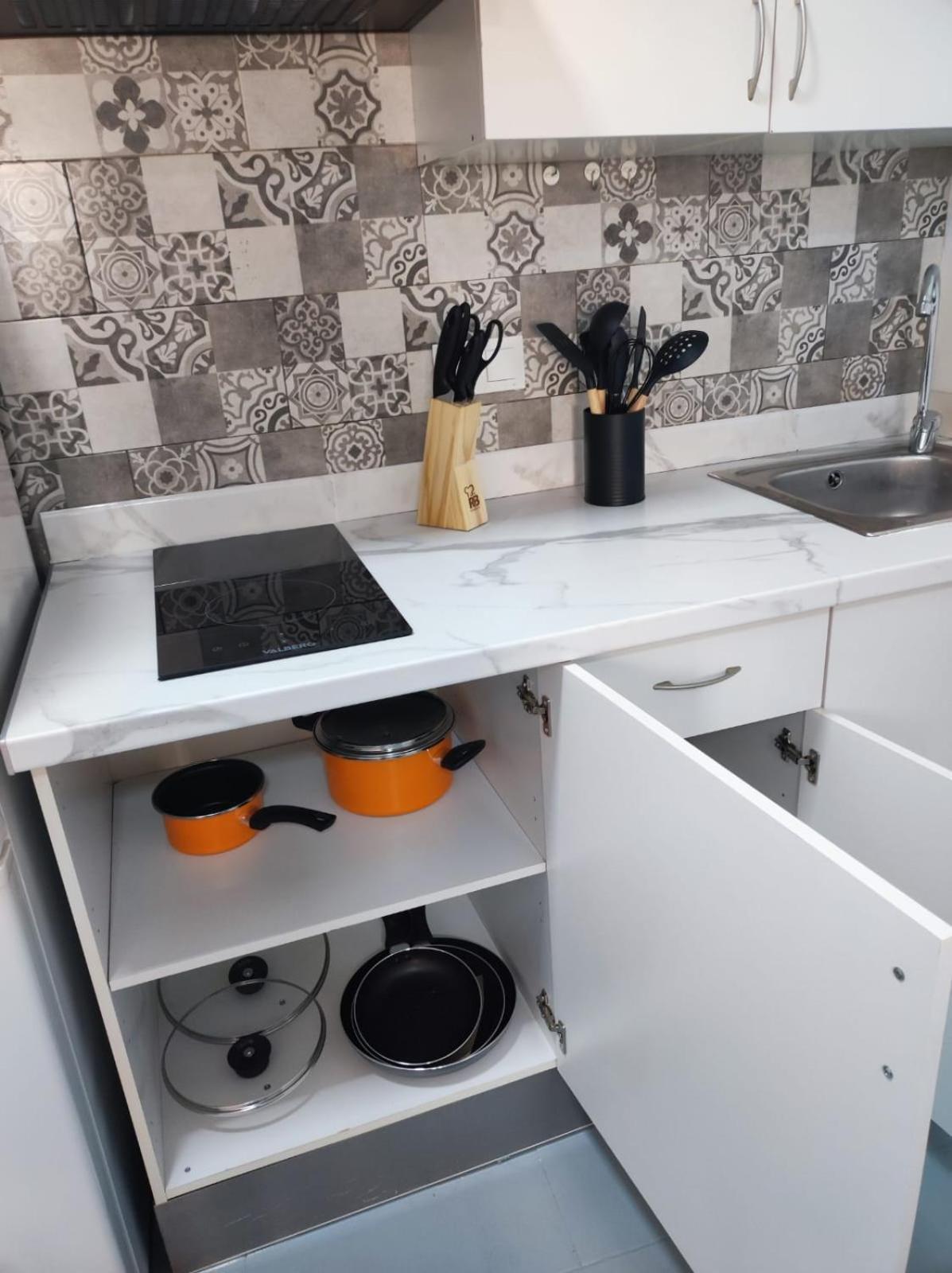 Apartamento Centrico Cerca De La Playa Alicante Eksteriør bilde