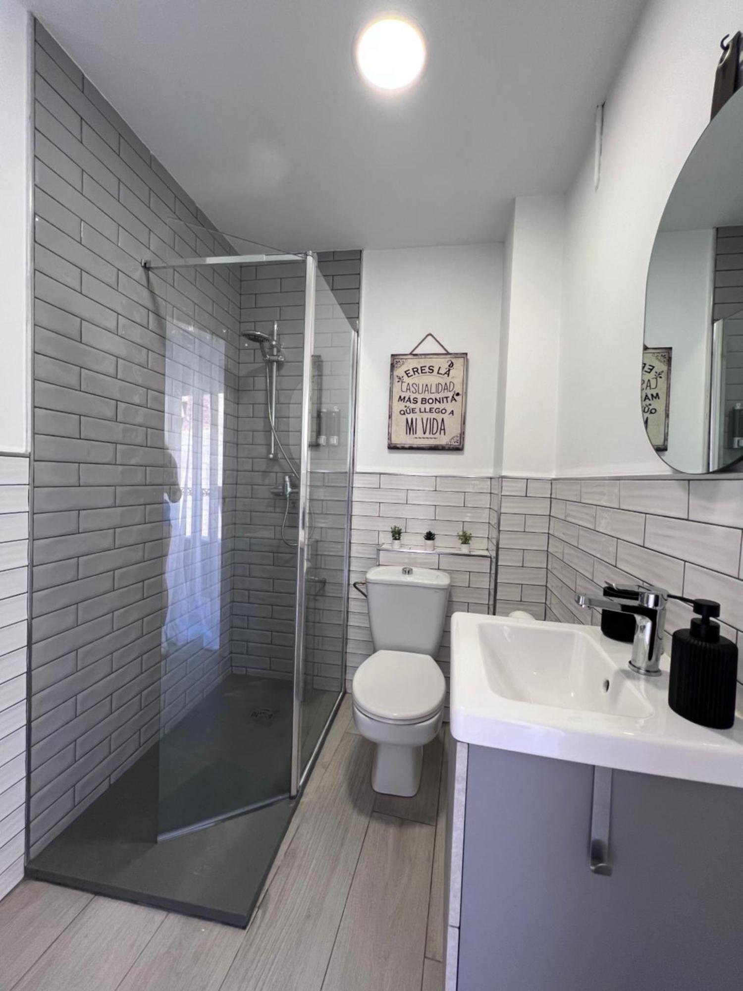 Apartamento Centrico Cerca De La Playa Alicante Eksteriør bilde